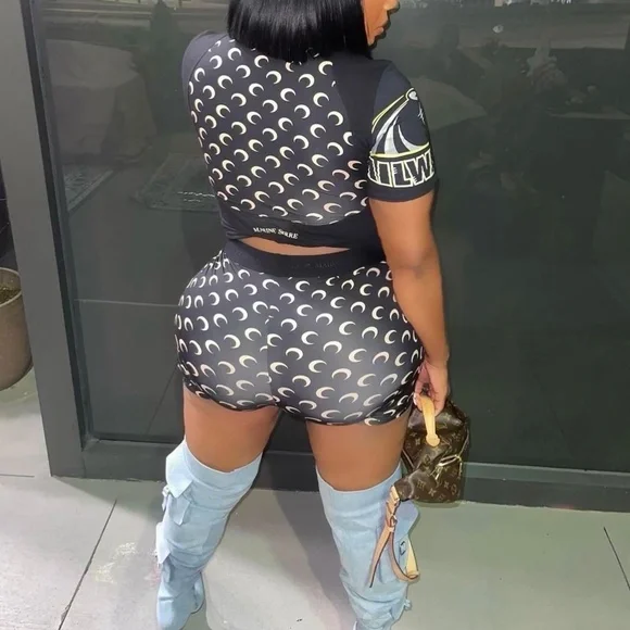 Top: Black Paneled Crescent Moon-printed T-shirt and Moon Fitted Yoga Shorts - Picture 3 of 5